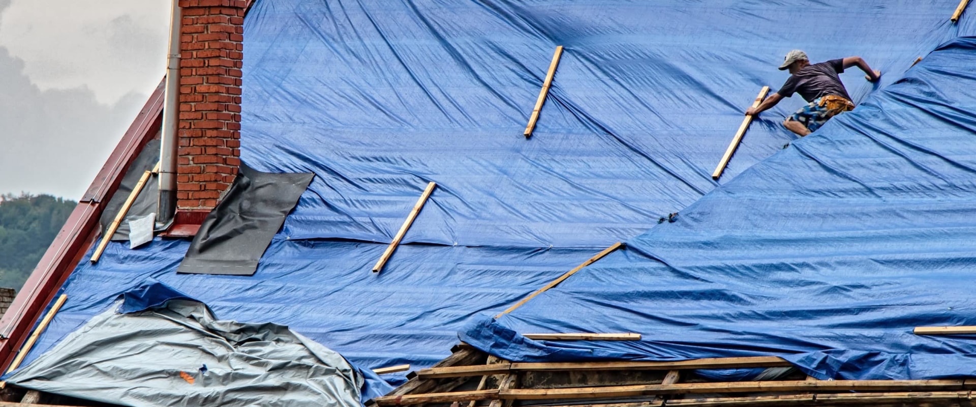 can-roofing-be-done-in-the-rain